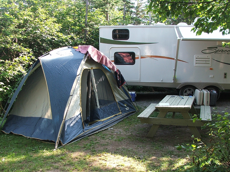NFLD_drive_to_and-viking_settlement 555.jpg - CAMP in Gros Morne!